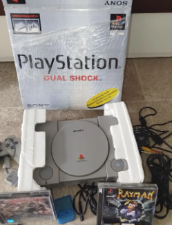 PS1 Completa con caja corchos y manuales - Buen Estado
