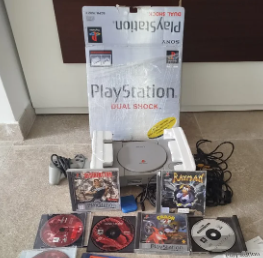 PS1 Completa con caja corchos y manuales - Buen Estado